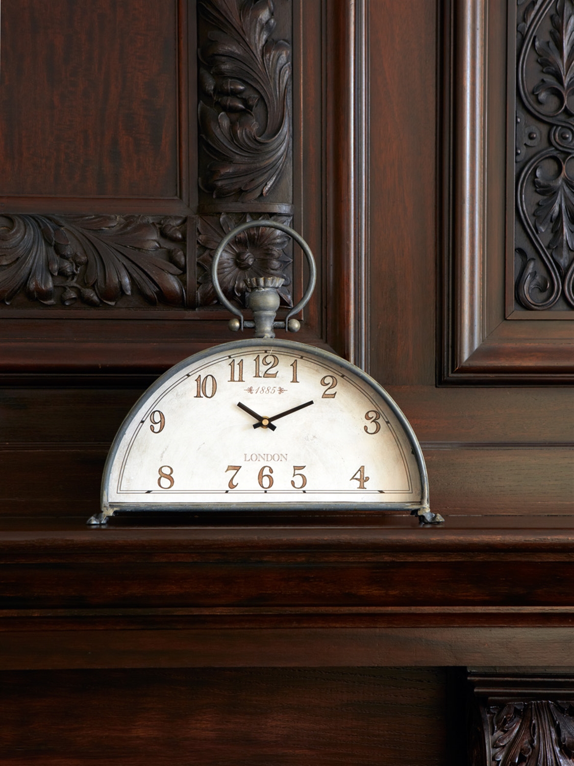 Mantle Clock 15