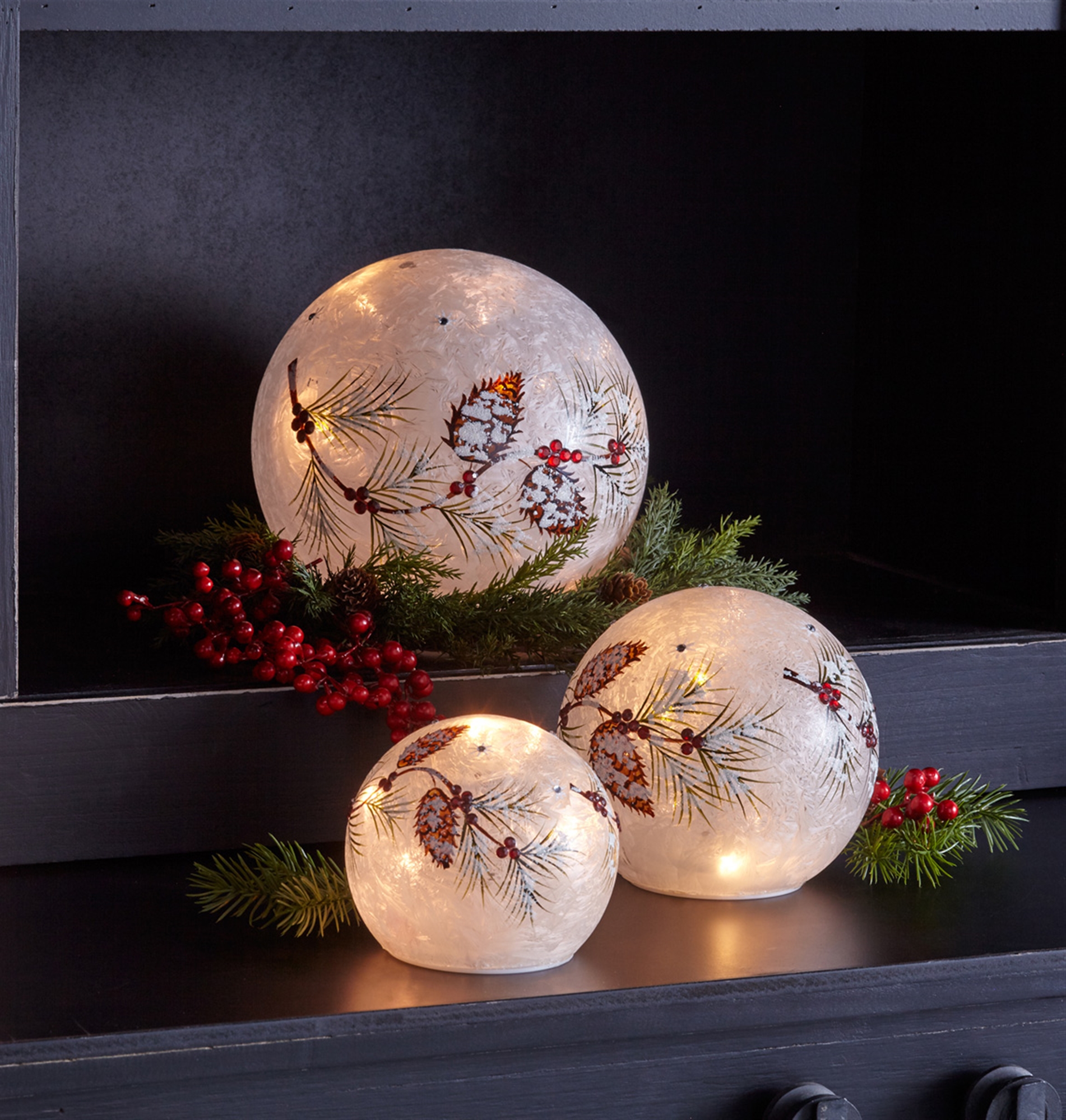 LED Pinecone/Berry Globes w/6 Hr Timer (Set of 3) 4