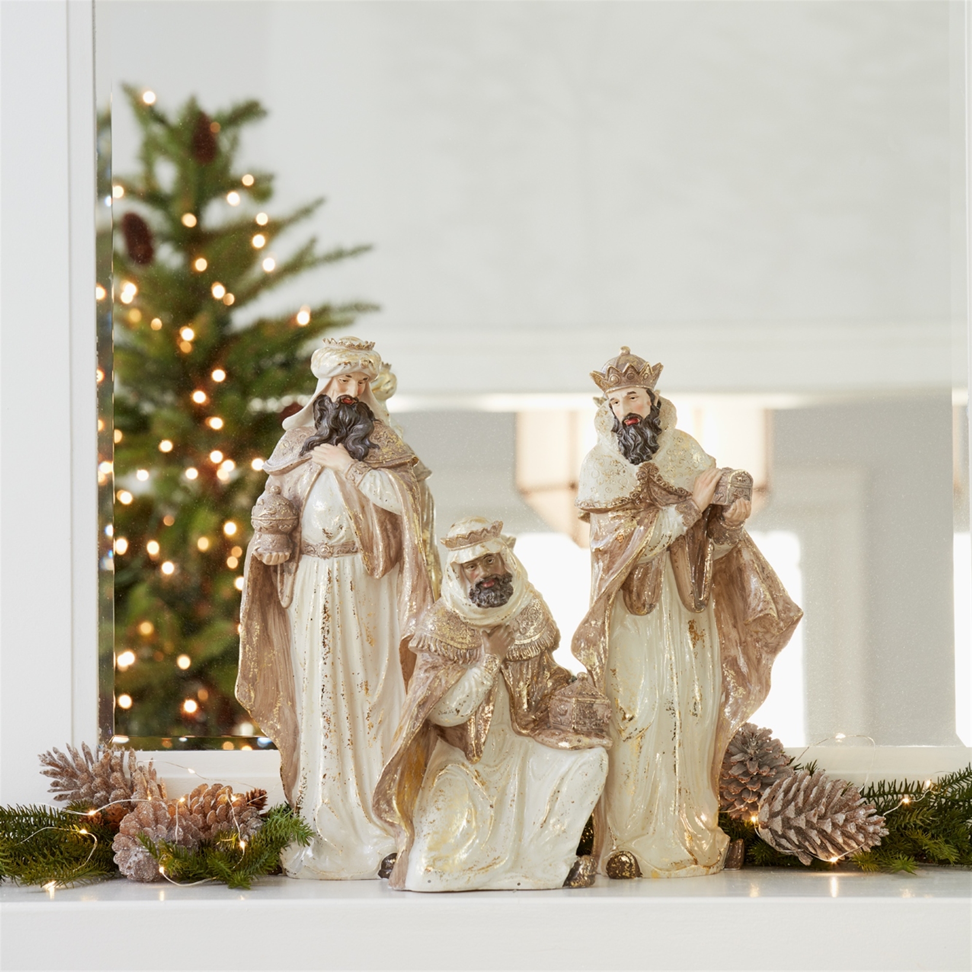 Wisemen (Set of 3) 13