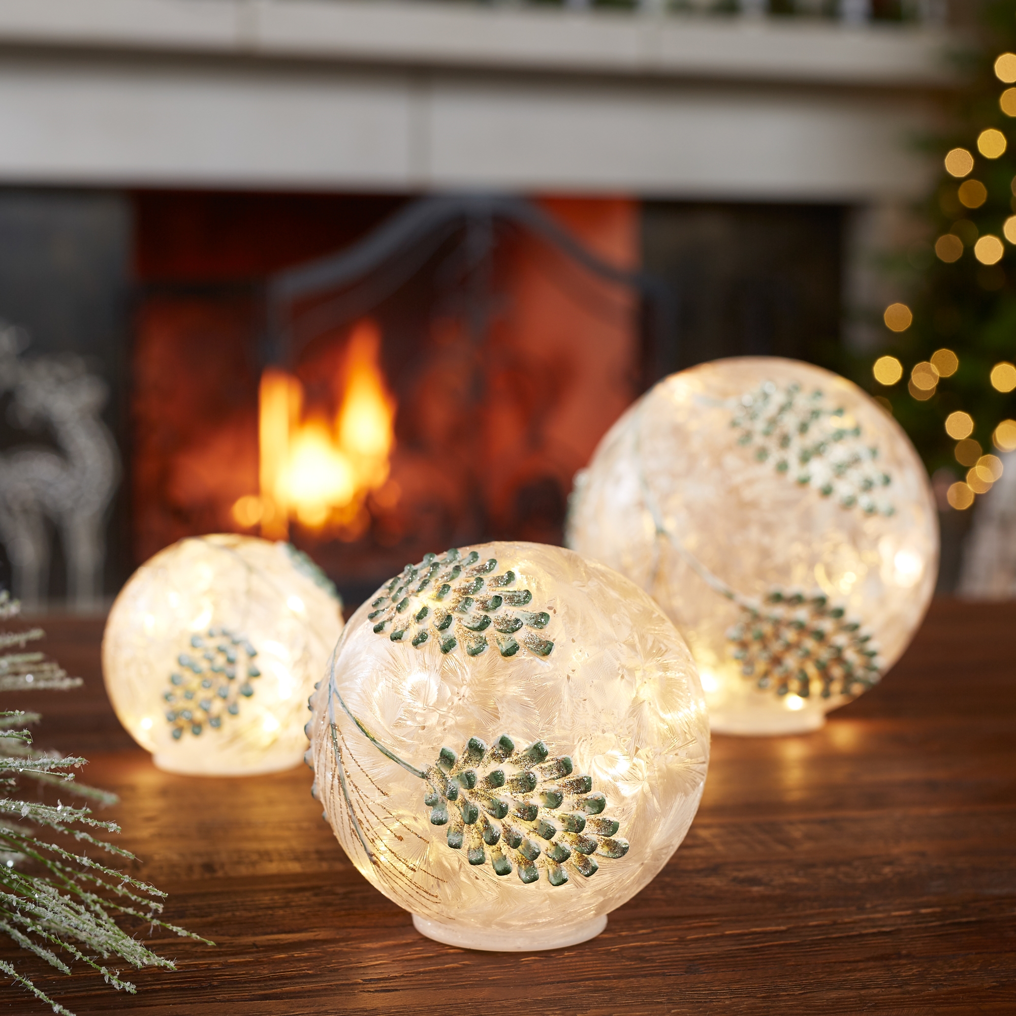 Pine Cone Globes/Timer (Set of 3) 4.5