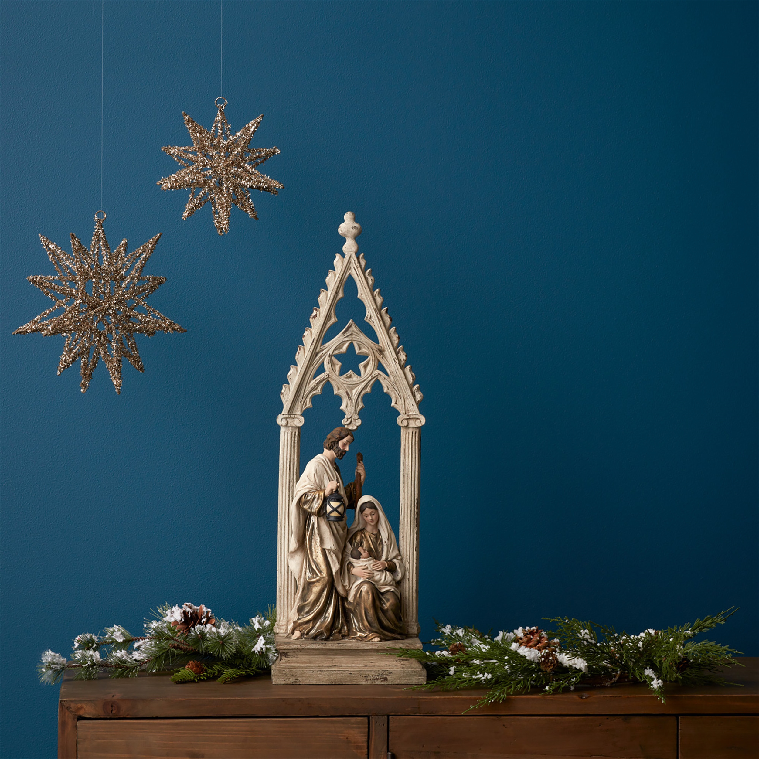 Holy Family w/Arch 23.25