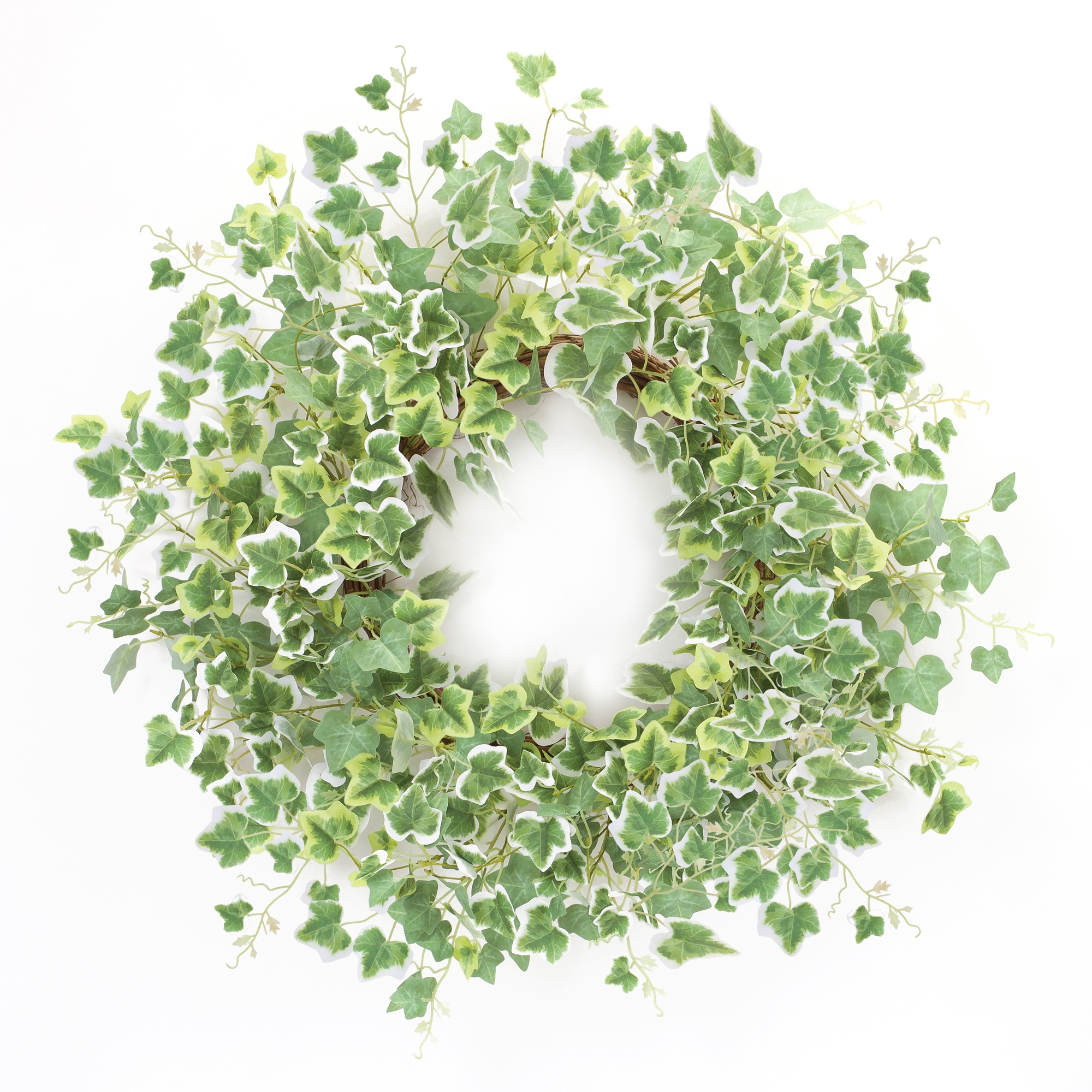 Mixed Ivy Wreath 22