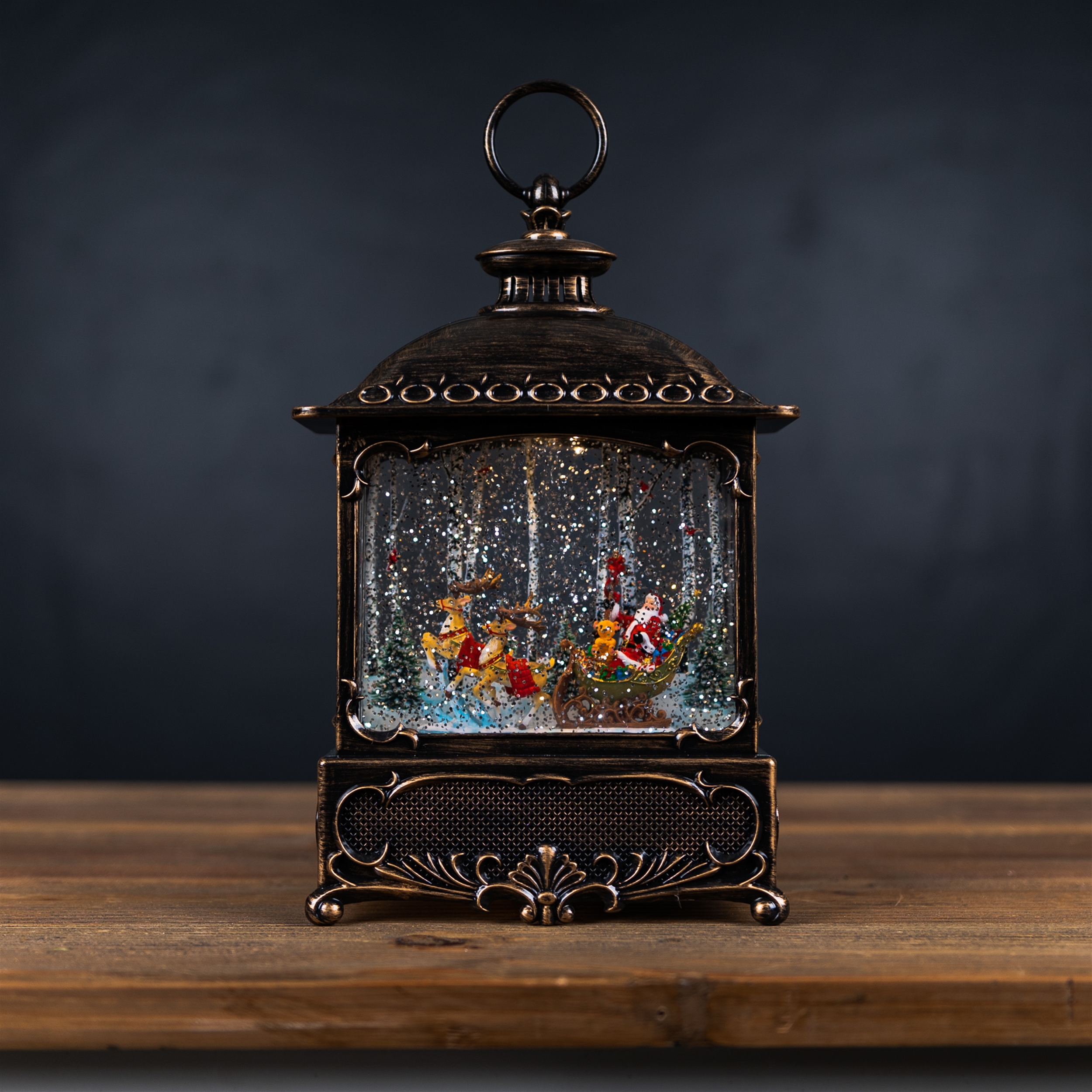 Snow Globe Santa & Sleigh 12.25
