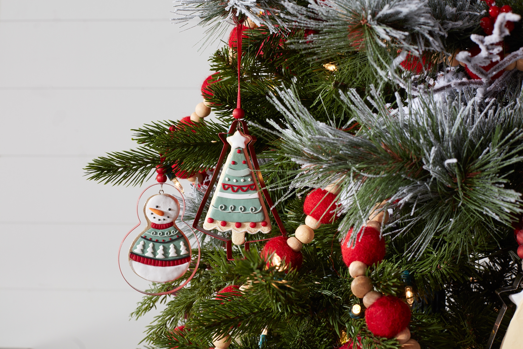 Cookie and Cookie Cutter Ornament (Set of 12) 4.25