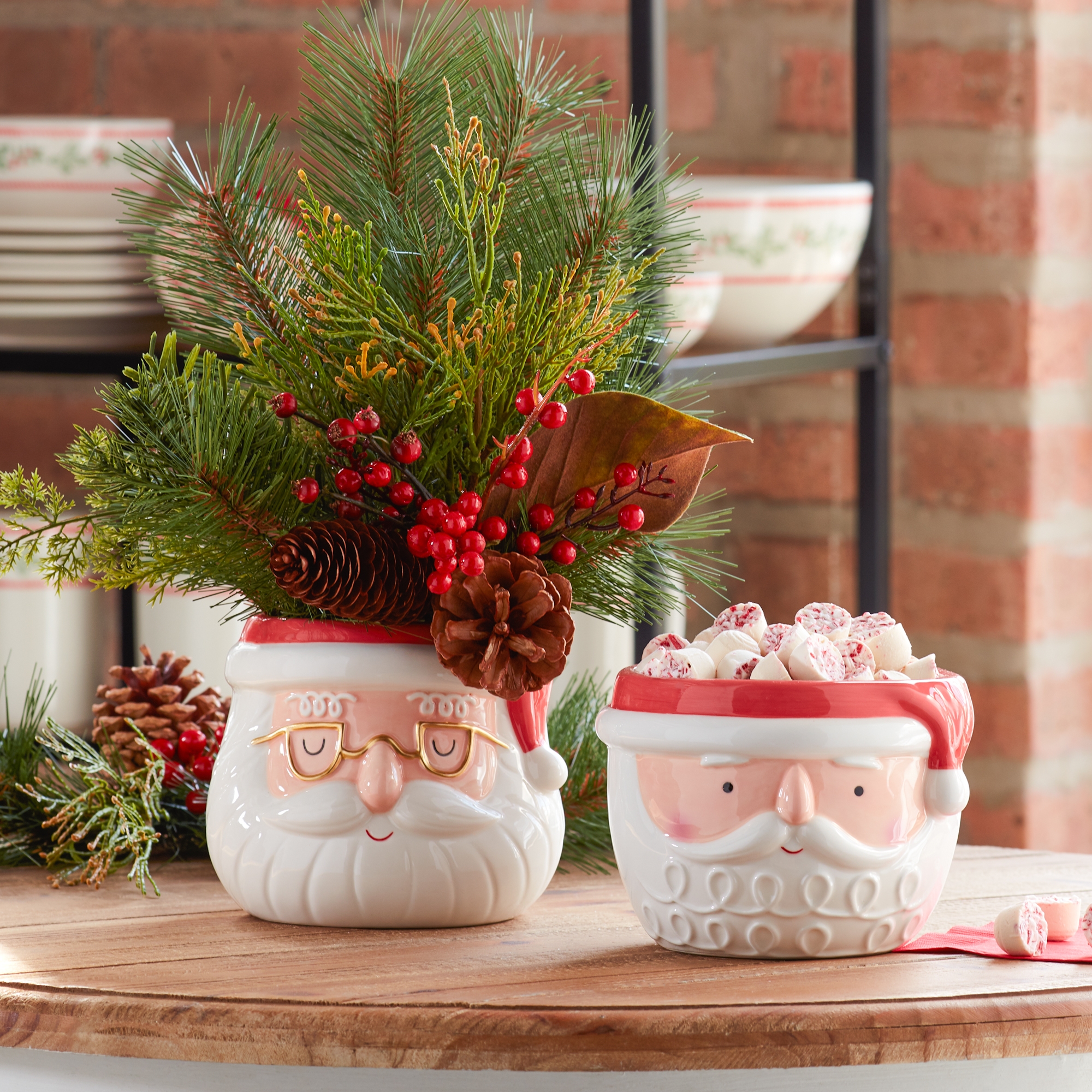 Santa Pot (Set of 2) 5.25